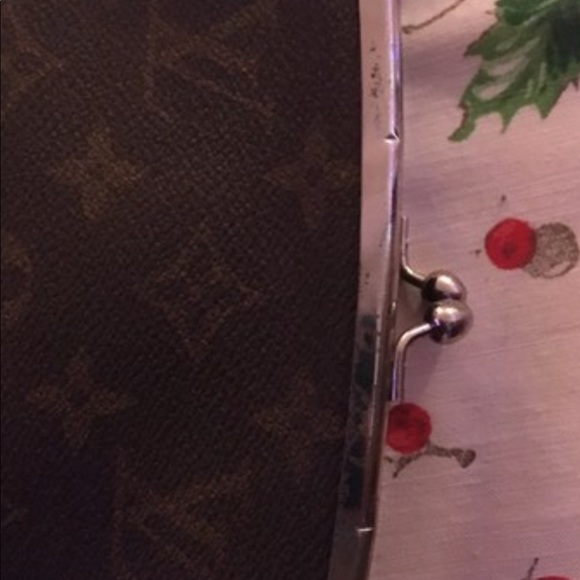 Louis Vuitton
Marais Bucket, key holder & Pochette - Picture 5 of 7